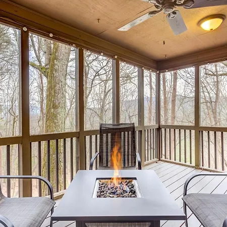 Mountain Oak Manor Villa Ellijay Exterior photo